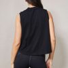 Active + Leisure All Fenix | Waves Cropped Tank Black